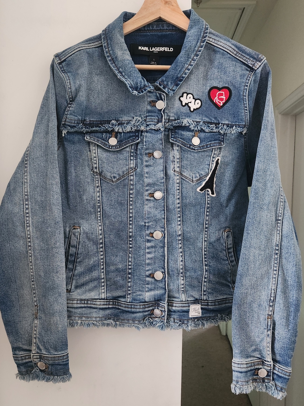 KARL LAGERFELD PARIS Women Lg Denim Jacket with Patches Raw Hem Blue XO Heart